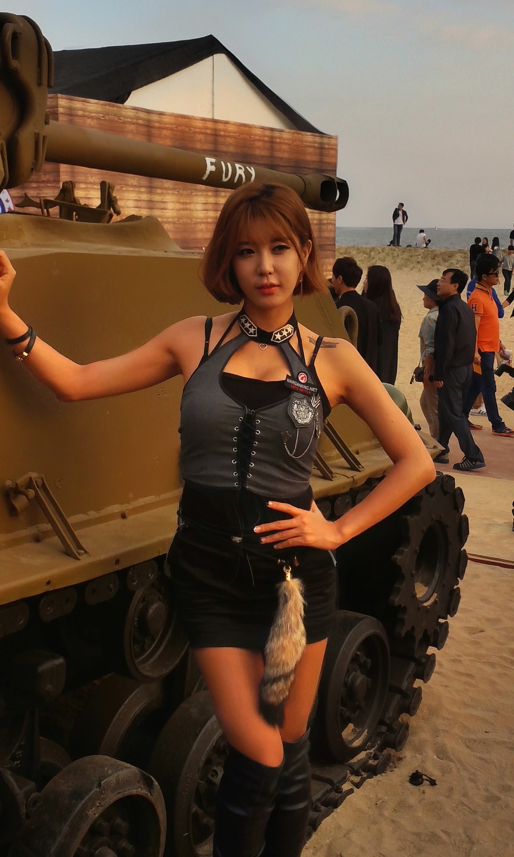 韩国顶级Showgirl许允美 釜山坦克世界 1